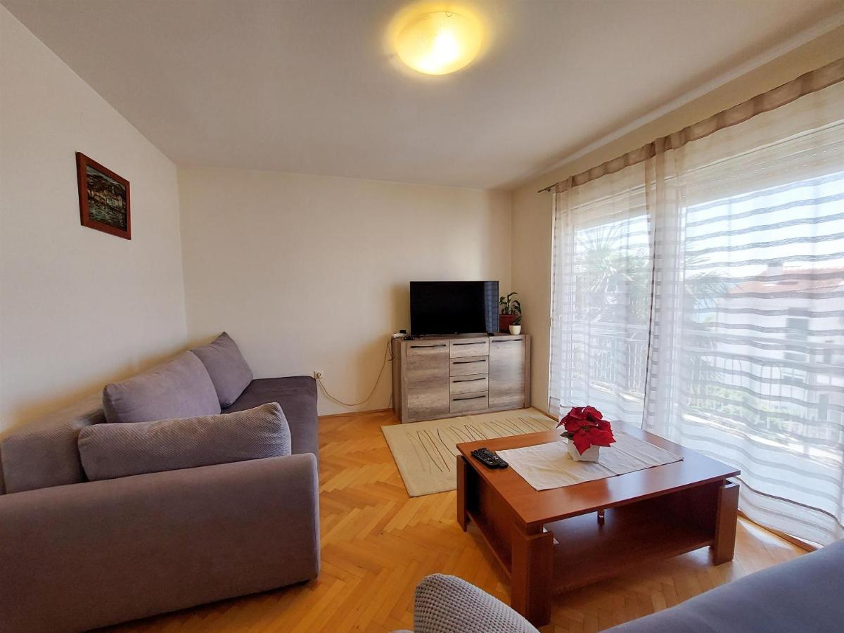 Apartment Tamarut Crikvenica Exterior photo